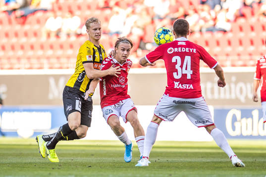 Kalmars Herman Hallberg och Isak Magnusson samt Häckens