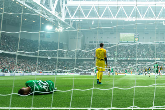 Hammarbys Nikola Djurdjic har ont