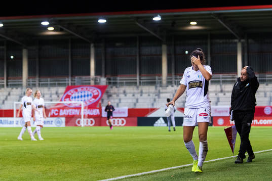 of Göteborg Taylor Leach looks dejected