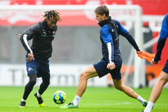 Kundai Benyu och Fredrik Liverstam