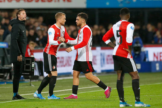 Bla gjennom flere bilder av Fotboll, Holländska ligan, Feyenoord - AZ