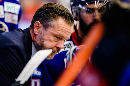 Växjös assisterande tränare Fredrik Hellgren