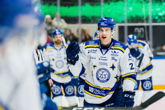 Leksands Sebastian Wännström jublar