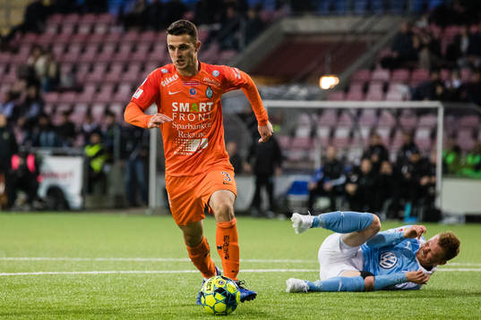AFC Eskilstunas Kadir Hodzic och Malmö FFs Anders