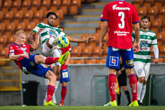 Östers Filip Örnblom och Västerås Brian Span