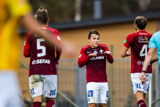 IFK Norrköpings Simon Skrabb jublar efter 0-1