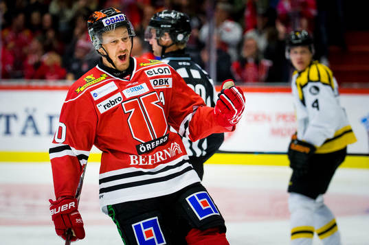 Örebros Marcus Weinstock jublar vid 4-1