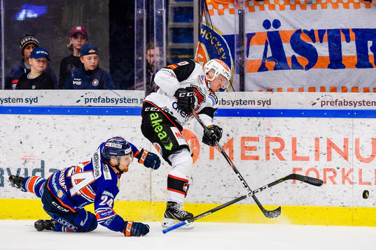 Växjös Brendan Shinnimin faller