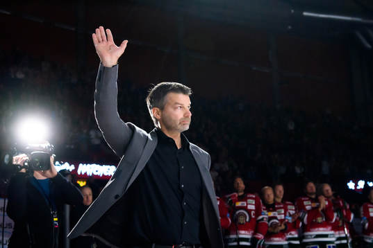 F.d. frölundaspelaren Mikael Sandberg hyllas