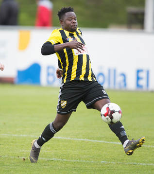 IFK Hässleholms Patrick Osiako i matchen i division 2 mellan Bromölla och IFK Hässleholm i Bromölla 5 oktober 2019.  
