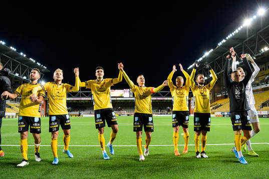 Elfsborgs spelare jublar