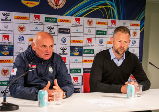 Kalmars tränare Magnus Pehrsson och AFC Eskilstunas tränare Saulius Sirmelis