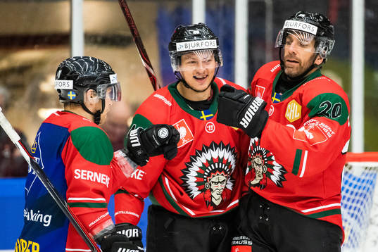 Ryan Lasch and Rhett Rakshani celebrate with Joel Lundqvist
