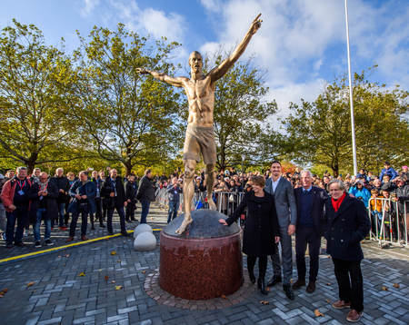 Peter Linde, artist, Katrin Stjernfeldt Jammeh, Chairwoman