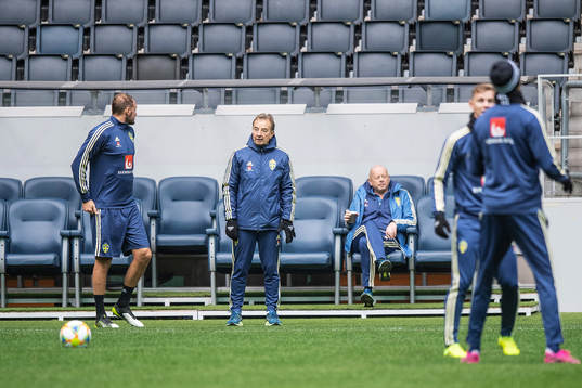 Andreas Granqvist and scout Tom Prahl of the Swedish national football team