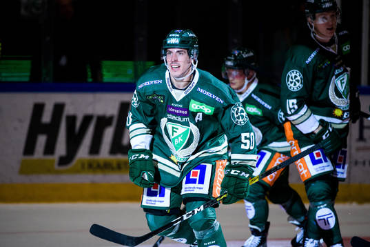 Färjestads Sebastian Erixon jublar