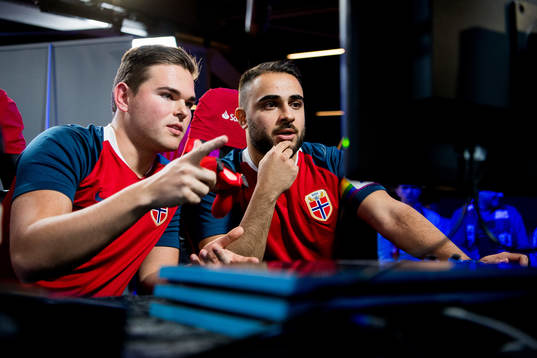 Andreas Bakken and Arkan Resul of Norway