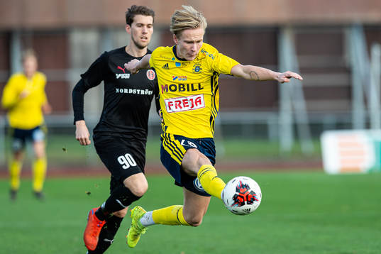 Hittarps Daniel Björnberg och Ängelholms Alexander Engholm