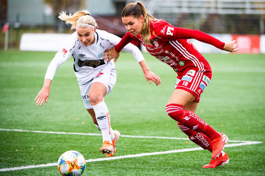 Göteborgs Emma Koivisto och Piteås Nina Jakobsson