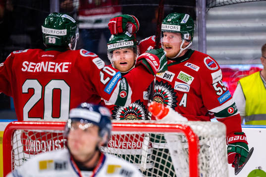 Frölundas Ryan Lasch och Simon Hjalmarsson jublar