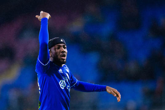 Sundsvalls Chidi Dauda Omeje reagerar