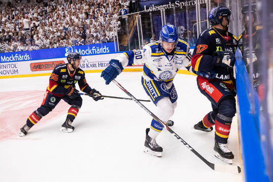 Djurgårdens Robin Norell och Leksands Martin Karlsson och