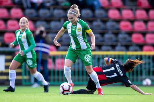 Hammarbys Emma Jansson och Brommapojkarnas  Aisha Faiqi