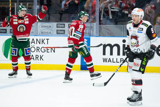 Frölundas Joel Mustonen jublar