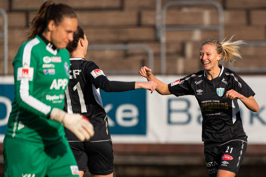 Göteborgs Rebecka Blomqvist jublar