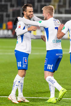 IFK Norrköpings Andreas Blomqvist jublar med Kalle Holmberg