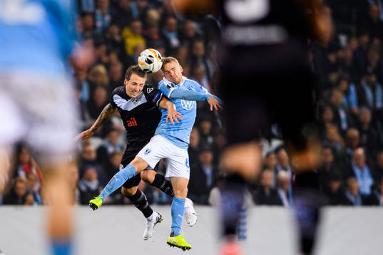 Alexander Gerndt of Lugano and Oscar Lewicki of Malmö FF