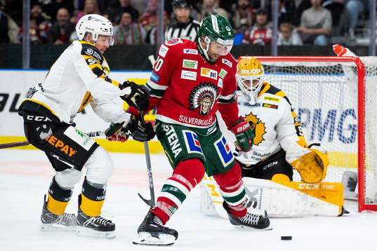 Skellefteås Niclas Burström och Frölundas Joel Lundqvist
