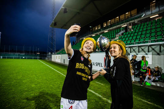 Rosengårds Glodis Perla Viggosdottir och Fiona Brown