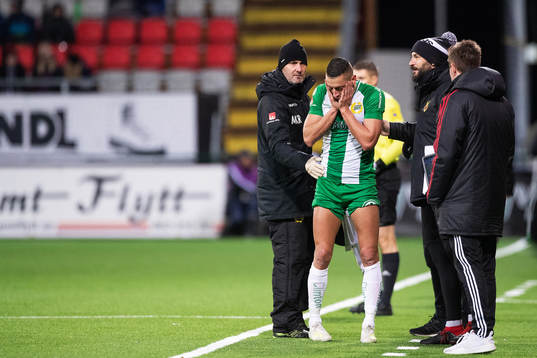 Hammarbys Nikola Djurdjic har ont