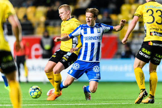 IFK Göteborgs August Erlingmark faller
