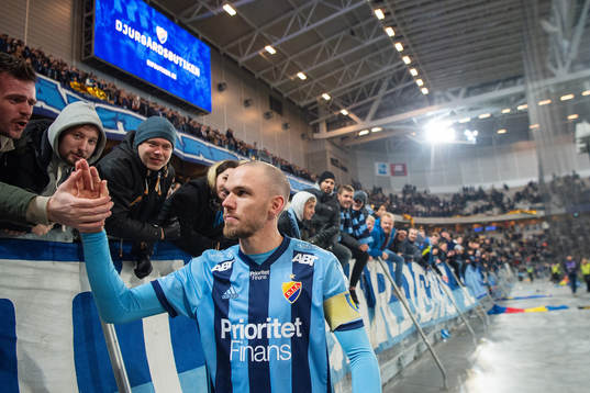 Djurgårdens Marcus Danielson tackar publiken