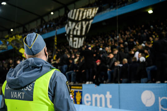 s klack under fotbollsmatchen i Allsvenskan mellan Malmö FF och AIK den 28 oktober 2019 i Malmö.