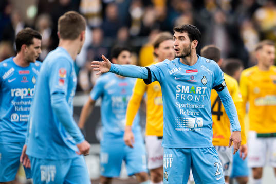 AFC Eskilstunas Anel Rashkaj agerar