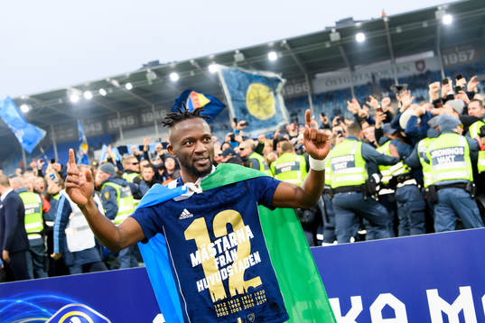 Djurgårdens Mohamed Buya Turay jublar