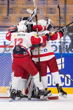 Östergötland spelarna jublar