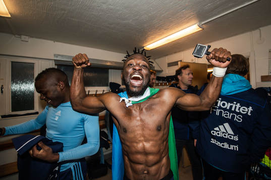 Djurgårdens Mohamed Buya Turay jublar