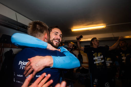 Djurgårdens Kevin Walker jublar