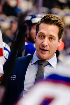 Växjös tränare Sam Hallam