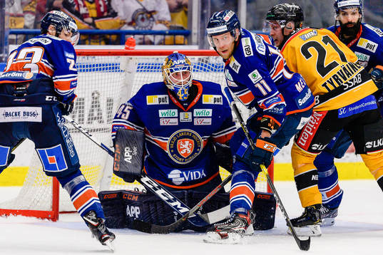 Växjös målvakt Viktor Andrén och Ilari Melart