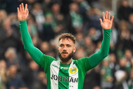 Hammarbys Mats Solheim jublar 4-1