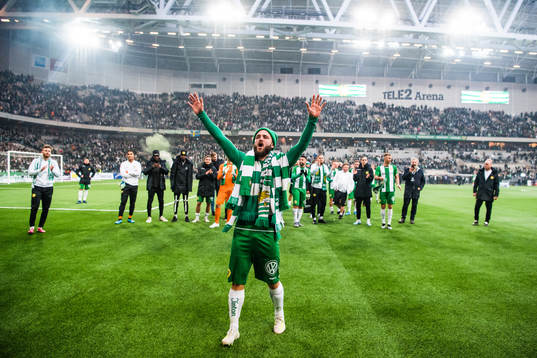Hammarbys Mats Solheim  jublar