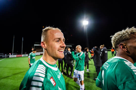 Brages Anton Lundin jublar