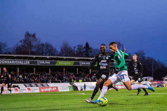 Västerås Ravy Tsouka Dozi och Brages Jonathan Morsay