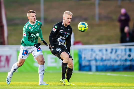 Brages Benjamin Hjertstrand och Västerås Simon Johansson