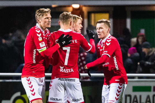 Kalmars Viktor Elm, Piotr Johansson och Rasmus Elm jublar
